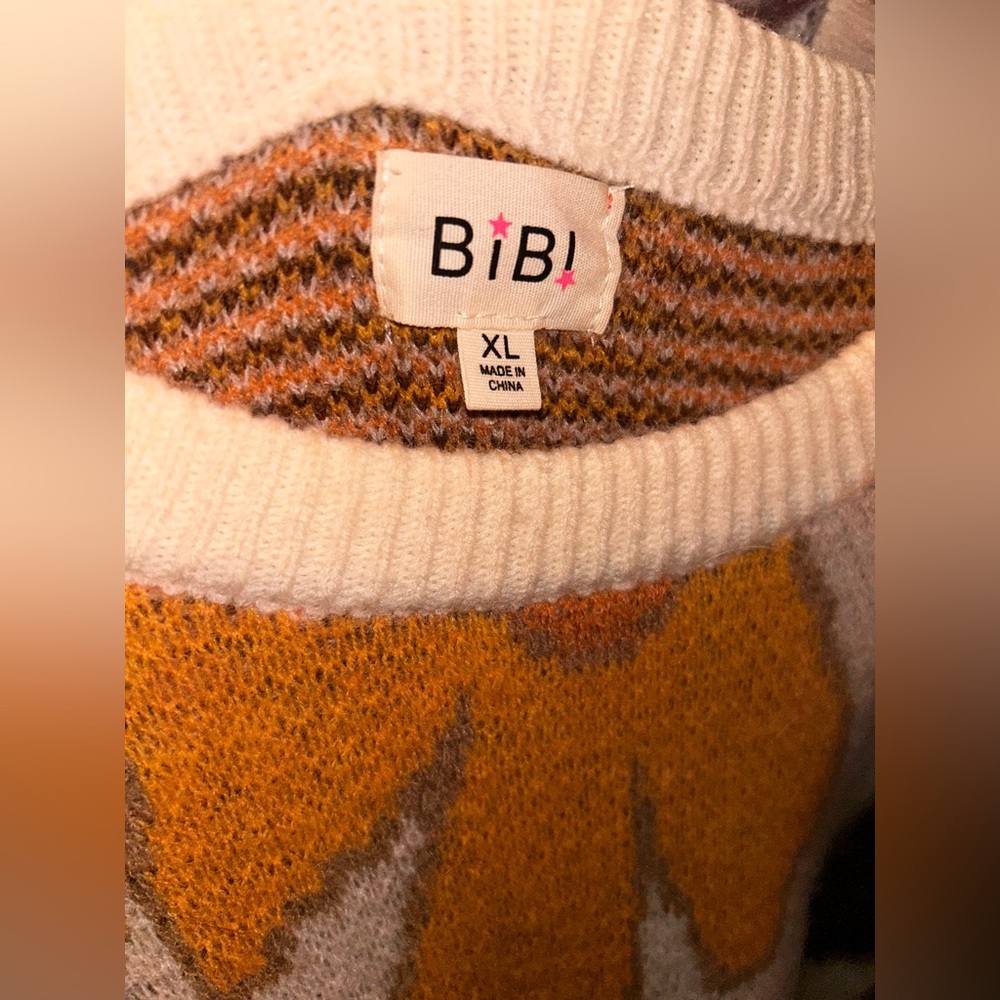 Bibi Sweater Size XL - Picture 2 of 2